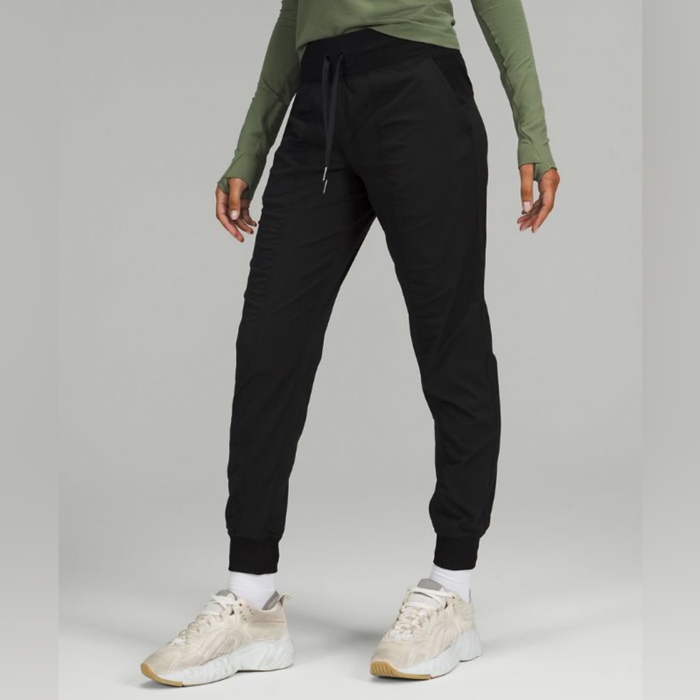 Lululemon Black Dance Studio Joggers size 4